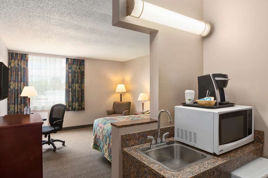 Travelodge Hanna Canada Grey Pokoj fotografie